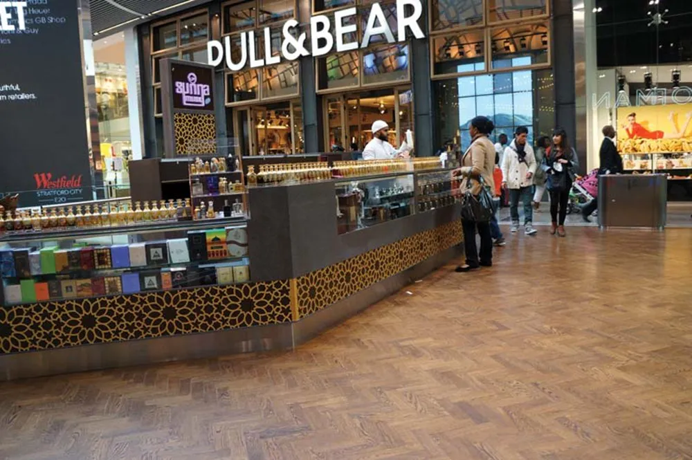 Revolutionizing Retail in 2024: The Rise of Kiosks in Shopping Malls